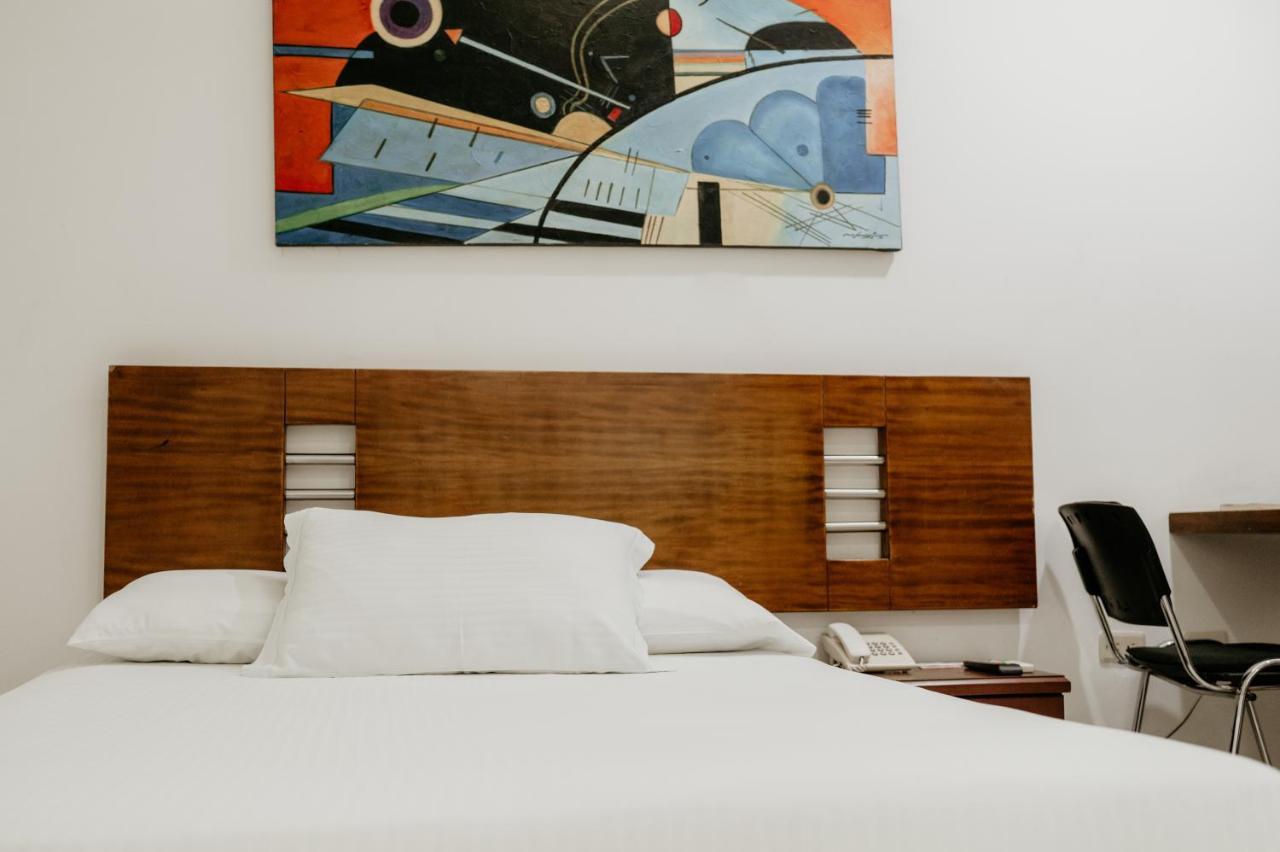 Hotel Barrancabermeja Plaza Eksteriør bilde